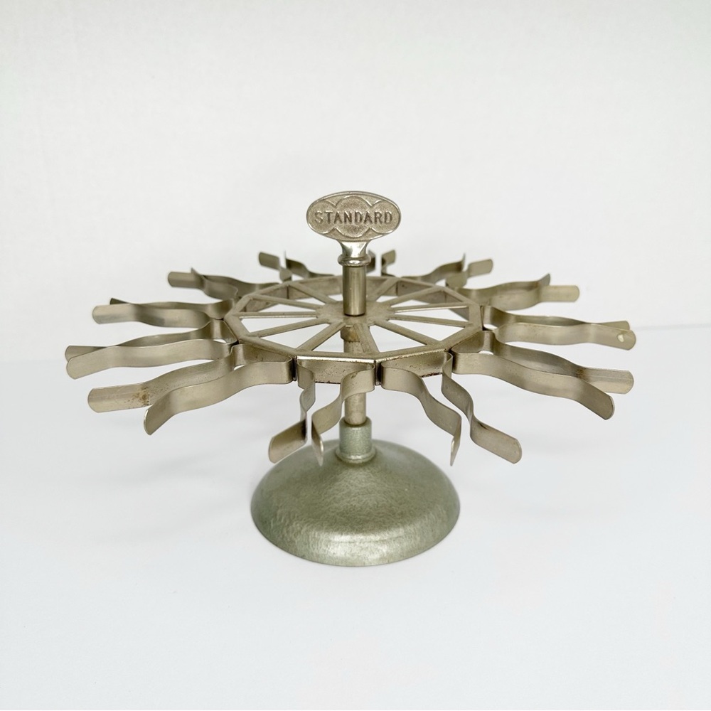 Silver Metal Standard Holder